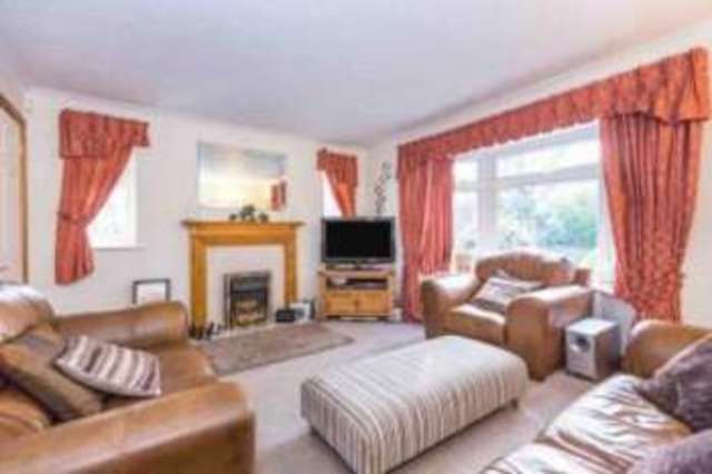  Image of 4 bedroom Detached house for sale in Corfe Avenue Warndon Worcester WR4 at Worcester Worcestershire Warndon, WR4 0EB