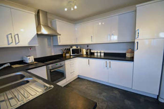  Image of 3 bedroom Property for sale in Cornwallis Road Rugby CV22 at Cornwallis Road  Rugby, CV22 7SL