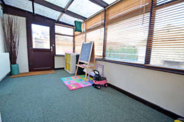  Image of 3 bedroom Property for sale in Cornwallis Road Rugby CV22 at Cornwallis Road  Rugby, CV22 7SL