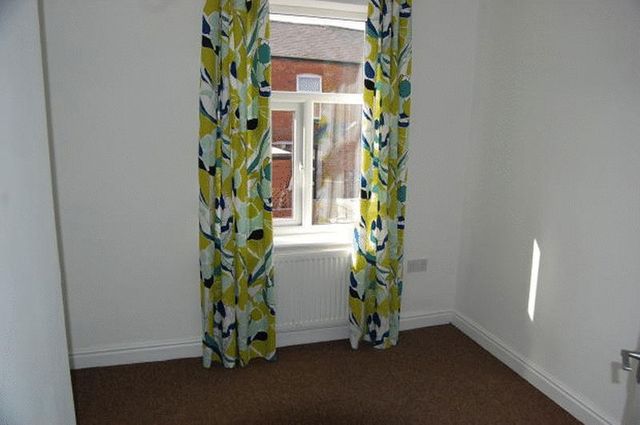  Image of 2 bedroom Terraced house to rent in Corporation Street Chorley PR6 at Corporation Street  Chorley, PR6 0DP