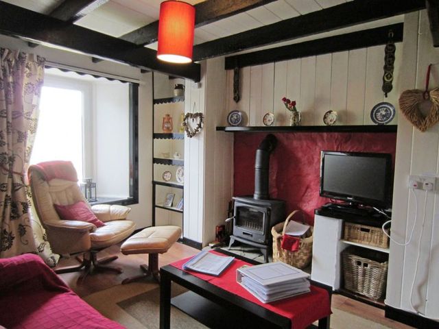  Image of 1 bedroom Cottage for sale in Staffin Portree IV51 at Half of 1 Brogaig Staffin Portree, IV51 9JY