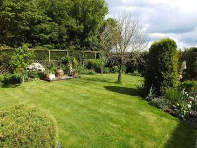  Image of 4 bedroom Cottage for sale in Wispington Wispington Horncastle LN9 at Wispington Horncastle, LN9 5RN