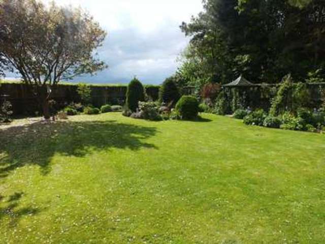  Image of 4 bedroom Cottage for sale in Wispington Wispington Horncastle LN9 at Wispington Horncastle, LN9 5RN