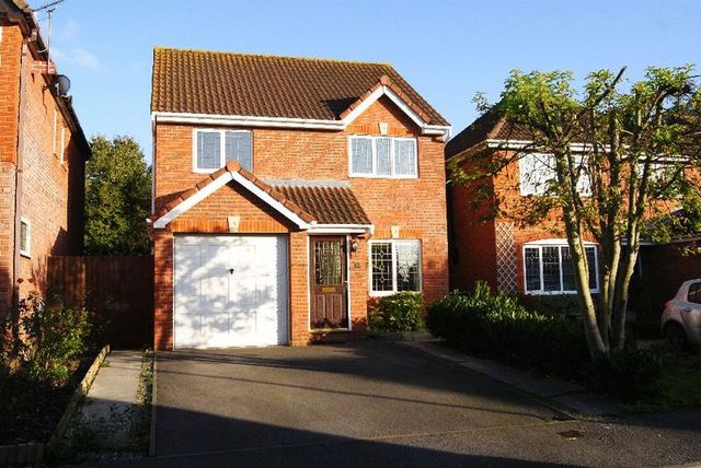  Image of 3 bedroom Detached house for sale in Heritage Gardens Fareham PO16 at Heritage Gardens Portchester Fareham, PO16 9BZ
