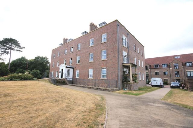  Image of 2 bedroom Flat for sale in Heritage Way Gosport PO12 at Heritage Way  Gosport, PO12 4WF