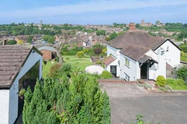  Image of 4 bedroom Detached house for sale in Hermitage Heights Bridgnorth WV15 at Hermitage Heights  Bridgnorth, WV15 5EN
