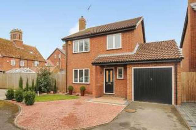  Image of 4 bedroom Detached house for sale in Hermitage Road Abingdon OX14 at Hermitage Road  Abingdon, OX14 5RN