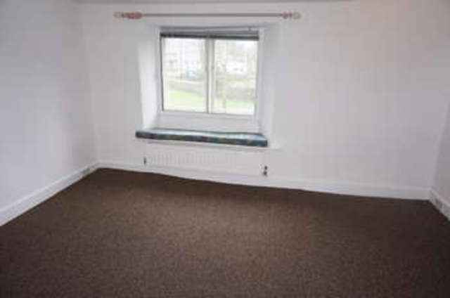  Image of 4 bedroom Cottage for sale in Main Street Milnthorpe LA7 at Milnthorpe Cumbria, LA7 7PP