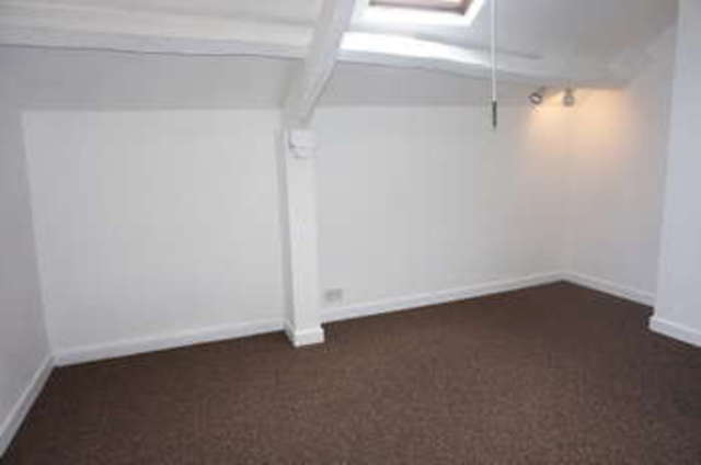  Image of 4 bedroom Cottage for sale in Main Street Milnthorpe LA7 at Milnthorpe Cumbria, LA7 7PP