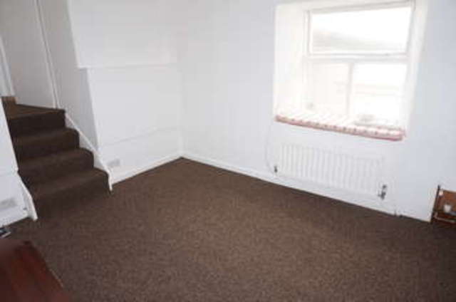  Image of 4 bedroom Cottage for sale in Main Street Milnthorpe LA7 at Milnthorpe Cumbria, LA7 7PP