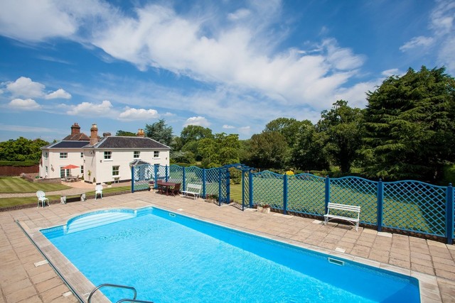  Image of 6 bedroom Detached house for sale in Low Road Keswick Norwich NR4 at Keswick Norwich Norfolk, NR4 6TZ