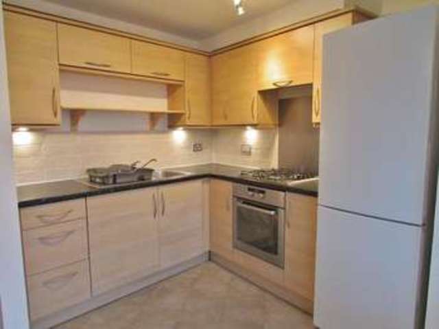  Image of 2 bedroom Flat to rent in Mill Street Wantage OX12 at Wantage, OX12 9NZ