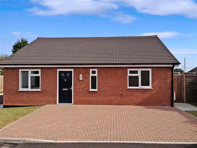  Image of 3 bedroom Bungalow for sale in Lampits Hill Corringham Stanford-Le-Hope SS17 at Corringham Stanford-Le-Hope Stanford-Le-Hope, SS17 9AA