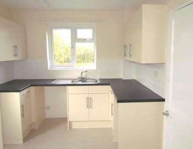  Image of 4 bedroom Semi-Detached house for sale in Playhatch Road Sonning Eye Reading RG4 at Sonning Eye Reading, RG4 6TX