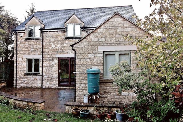  Image of 3 bedroom Cottage for sale in Greenwich Lane Leafield Witney OX29 at Greenwich Lane  Leafield, OX29 9QR