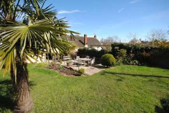  Image of 5 bedroom Cottage for sale in Lower Budleigh East Budleigh Budleigh Salterton EX9 at Lower Budleigh East Budleigh Budleigh Salterton, EX9 7DL