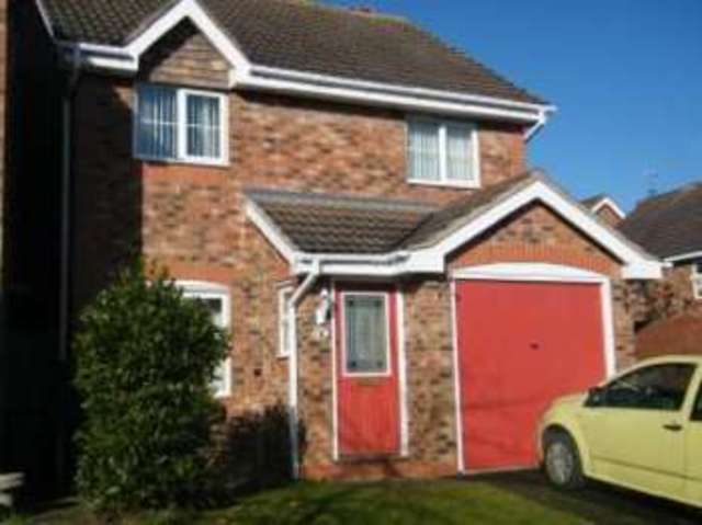  Image of 3 bedroom Detached house for sale in Lister Avenue Worcester WR4 at Worcester Worcestershire Warndon, WR4 0SG