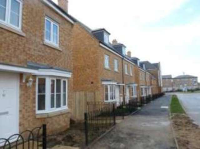  Image of 4 bedroom End of Terrace for sale in Savernake Drive Corby NN18 at Corby Northants Little Oakley, NN18 8SB