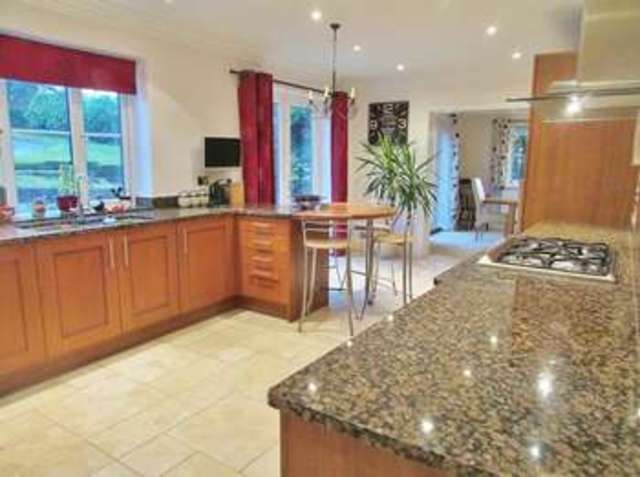  Image of 4 bedroom Detached house for sale in Manor Road Wantage OX12 at Wantage, OX12 8DP