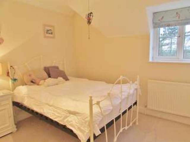  Image of 4 bedroom Detached house for sale in Manor Road Wantage OX12 at Wantage, OX12 8DP