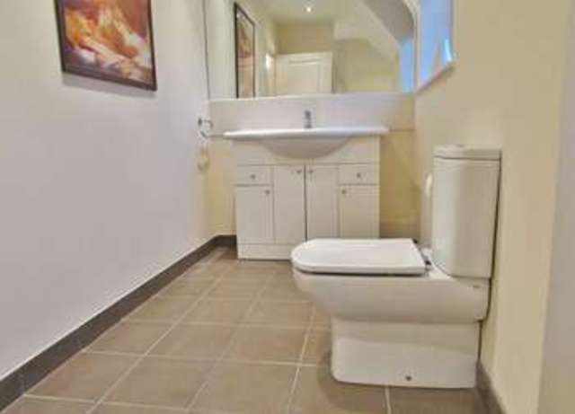  Image of 4 bedroom Detached house for sale in Manor Road Wantage OX12 at Wantage, OX12 8DP
