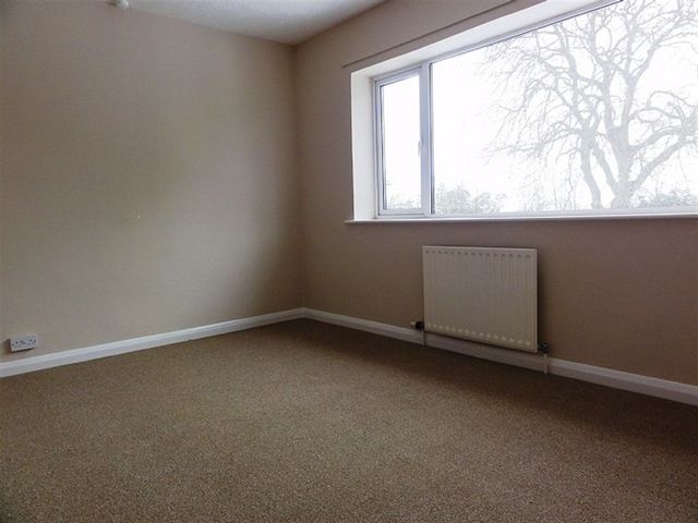  Image of 3 bedroom Semi-Detached house to rent in London Road Sleaford NG34 at Sleaford Lincolnshire Sleaford, NG34 8NX