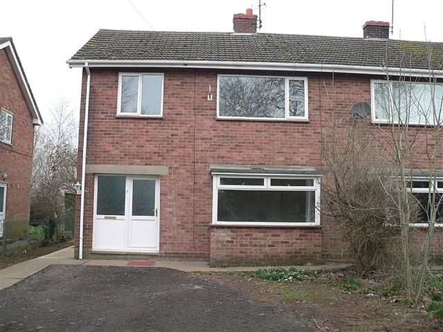  Image of 3 bedroom Semi-Detached house to rent in London Road Sleaford NG34 at Sleaford Lincolnshire Sleaford, NG34 8NX
