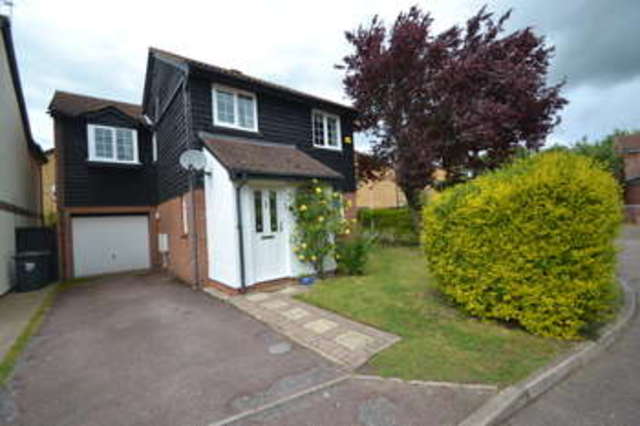  Image of 4 bedroom Detached house for sale in Mathams Drive Thorley Bishop