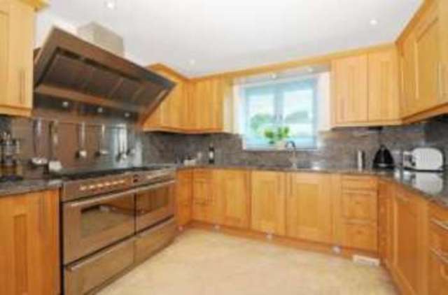  Image of 5 bedroom Detached house for sale in Gwel-An-Mor Mawgan Porth Newquay TR8 at Mawgan Porth Newquay Trenance, TR8 4DW