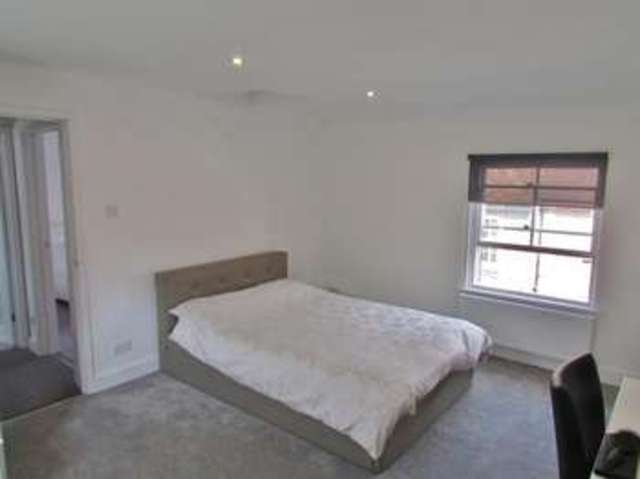  Image of 2 bedroom Apartment to rent in Mill Street Wantage OX12 at Wantage, OX12 9AB