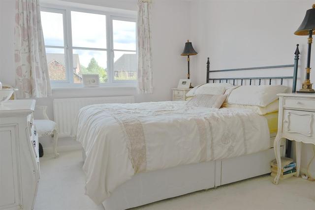  Image of 3 bedroom Detached house for sale in Montague Close Wokingham RG40 at Wokingham Berkshire Wokingham, RG40 5PH