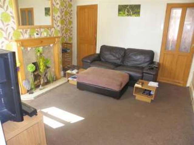  Image of 3 bedroom Property for sale in Montague Road Hucknall Nottingham NG15 at Montague Road Nottingham Nottingham, NG15 7DU