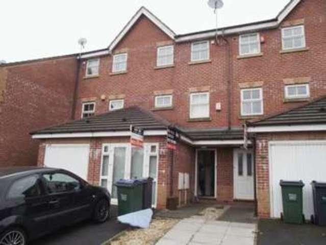  Image of 4 bedroom Semi-Detached house to rent in Montague Road Smethwick B66 at Montague Road  Smethwick, B66 4PJ