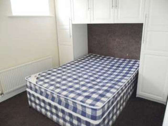  Image of 4 bedroom Semi-Detached house to rent in Montague Road Smethwick B66 at Montague Road  Smethwick, B66 4PJ