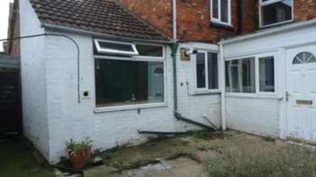  Image of 5 bedroom End of Terrace for sale in Montague Street Rushden NN10 at Rushden Northamptonshire Rushden, NN10 9TS