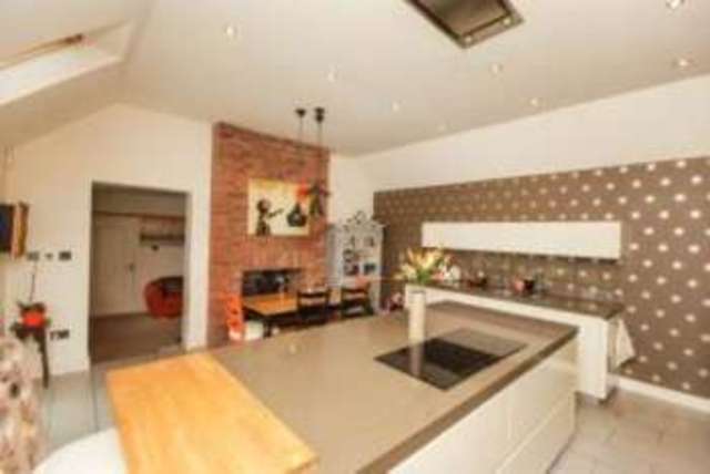  Image of 5 bedroom Detached house for sale in Glazebrook Lane Glazebrook Warrington WA3 at Glazebrook Lane Glazebrook Culcheth, WA3 5AX