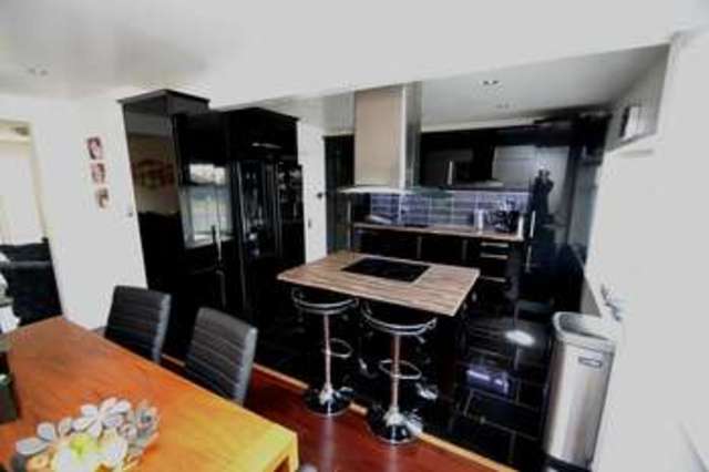  Image of 3 bedroom Semi-Detached house for sale in Plaw Hatch Close Bishop