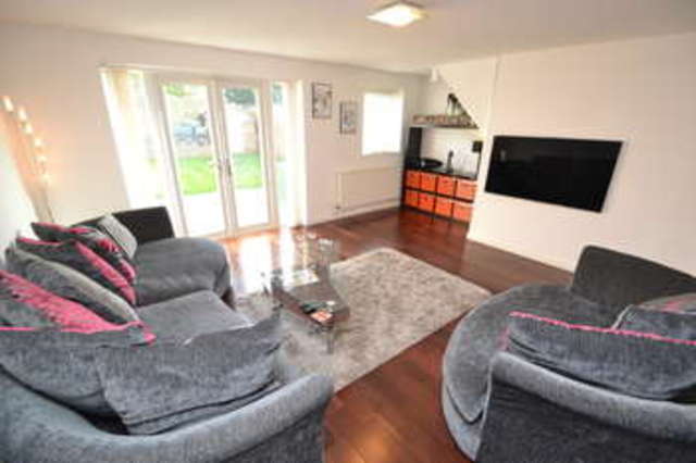  Image of 3 bedroom Semi-Detached house for sale in Plaw Hatch Close Bishop