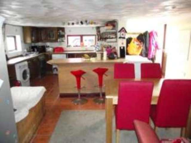  Image of 6 bedroom Detached house for sale in Beach Road Porthtowan Truro TR4 at Porthtowan Truro Porthtowan, TR4 8AA