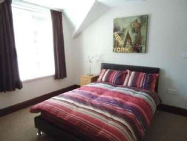  Image of 2 bedroom Apartment to rent in Richmond Road Cardiff CF24 at Richmond Road Roath Cardiff, CF24 3AS