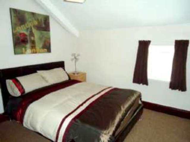  Image of 2 bedroom Apartment to rent in Richmond Road Cardiff CF24 at Richmond Road Roath Cardiff, CF24 3AS