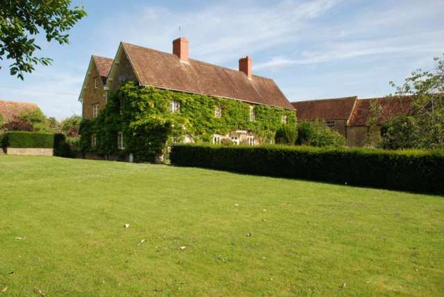  Image of 8 bedroom Detached house to rent in Welham Welham Castle Cary BA7 at Welham Castle Cary, BA7 7NE