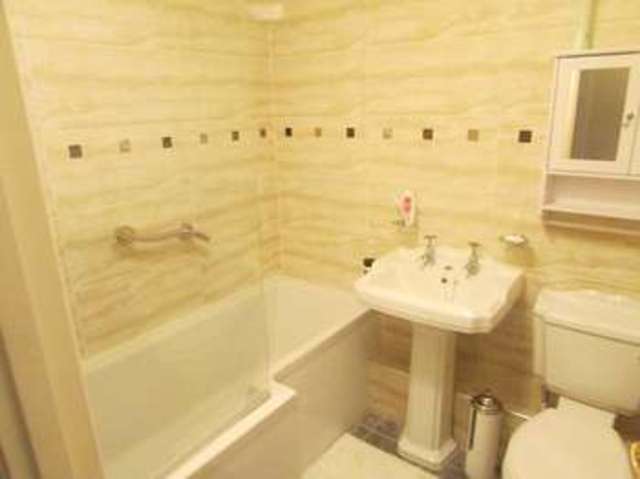  Image of 4 bedroom Town House for sale in Smiths Wharf Wantage OX12 at Wantage, OX12 9GQ