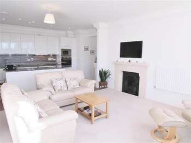  Image of 2 bedroom Flat to rent in St. Gabriels Wantage OX12 at Wantage, OX12 8FL