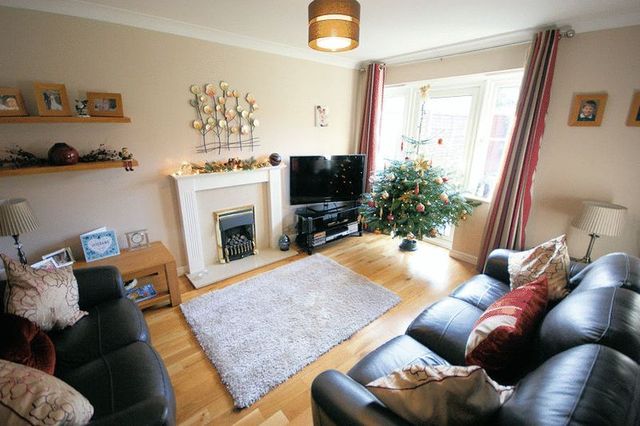  Image of 4 bedroom Detached house for sale in Stag Way Fareham PO15 at Stag Way Funtley Fareham, PO15 6TW
