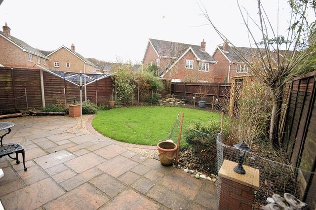  Image of 4 bedroom Detached house for sale in Stag Way Fareham PO15 at Stag Way Funtley Fareham, PO15 6TW