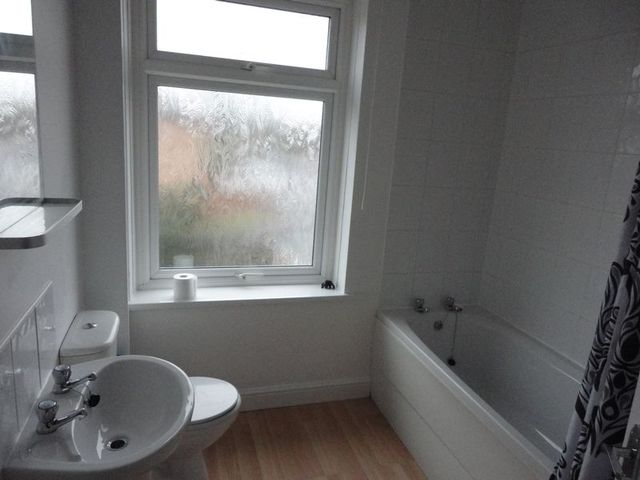  Image of 2 bedroom Terraced house to rent in Ponteland Newcastle upon Tyne NE20 at Station Cottages Ponteland Newcastle Upon Tyne, NE20 9SR