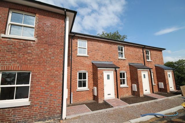  Image of 1 bedroom Flat for sale in Station Approach West Hassocks BN6 at Station Cottages, Station Approach West, Hassocks, BN6 8JE