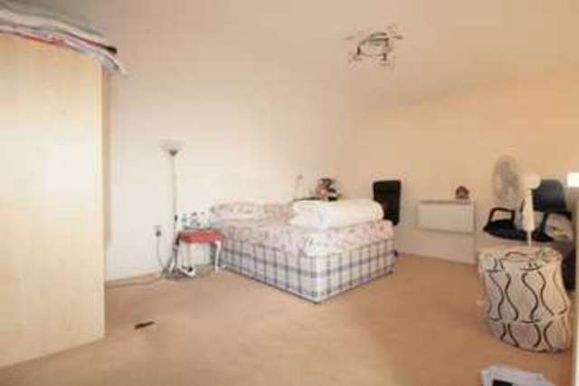  Image of 2 bedroom Flat for sale in Warstone Lane Hockley Birmingham B18 at Warstone Lane  Birmingham, B18 6HU