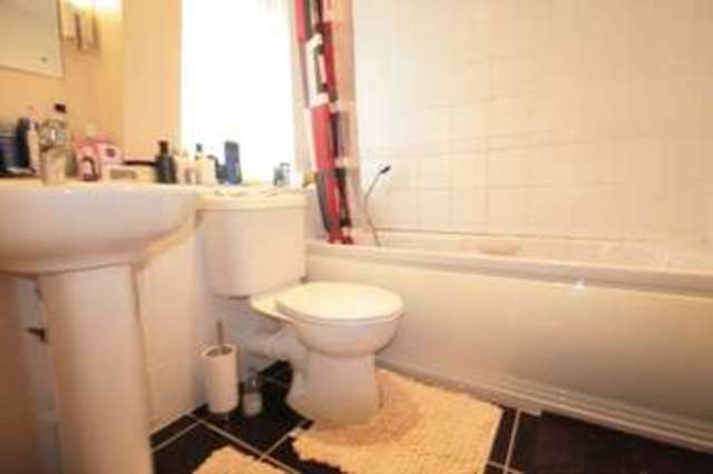  Image of 2 bedroom Flat for sale in Warstone Lane Hockley Birmingham B18 at Warstone Lane  Birmingham, B18 6HU
